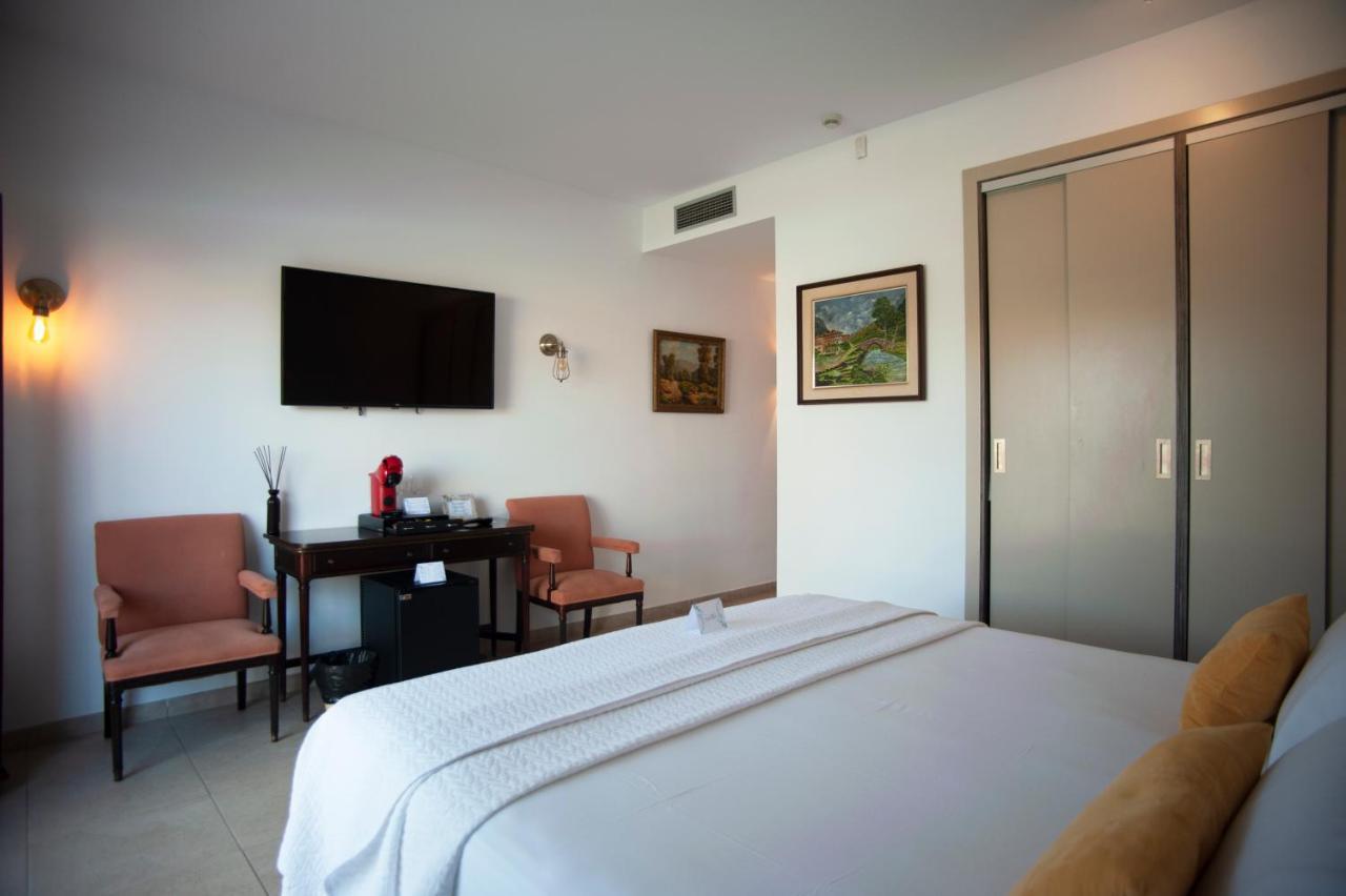 Hotel Aires De L'Emporda Vilacolum Екстериор снимка